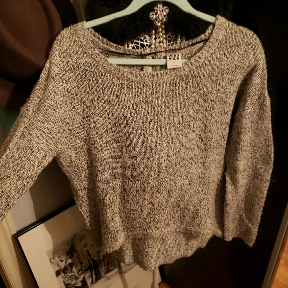 Gray Vera Moda sweater